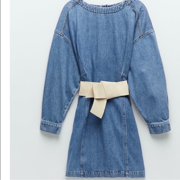 🌸Zara belted denim dress, Looks stunning on.It has beautiful distressing look - Picture 2 of 8